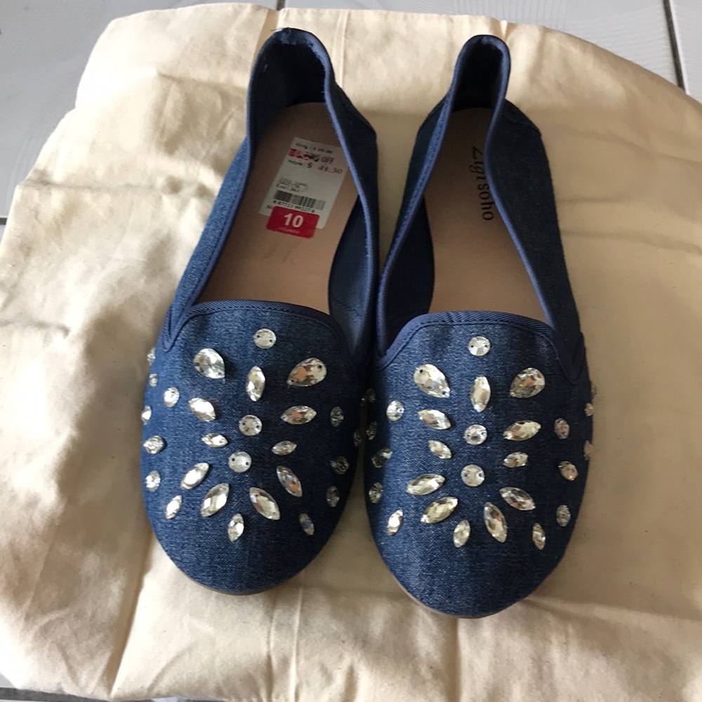 women’s shoes